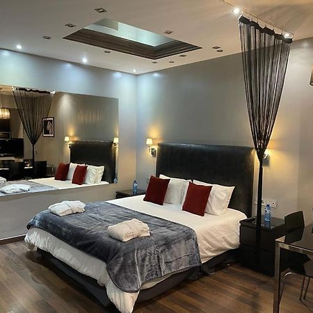 Luxury Suite Hotel Puerto Banus มาร์เบยา ภายนอก รูปภาพ