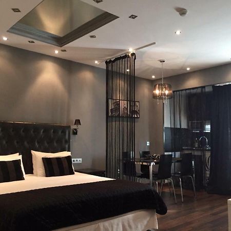 Luxury Suite Hotel Puerto Banus มาร์เบยา ภายนอก รูปภาพ
