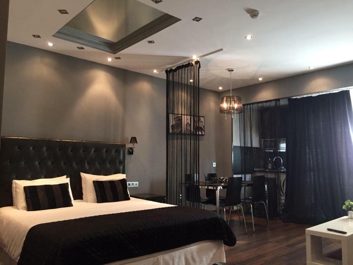 Luxury Suite Hotel Puerto Banus มาร์เบยา ภายนอก รูปภาพ